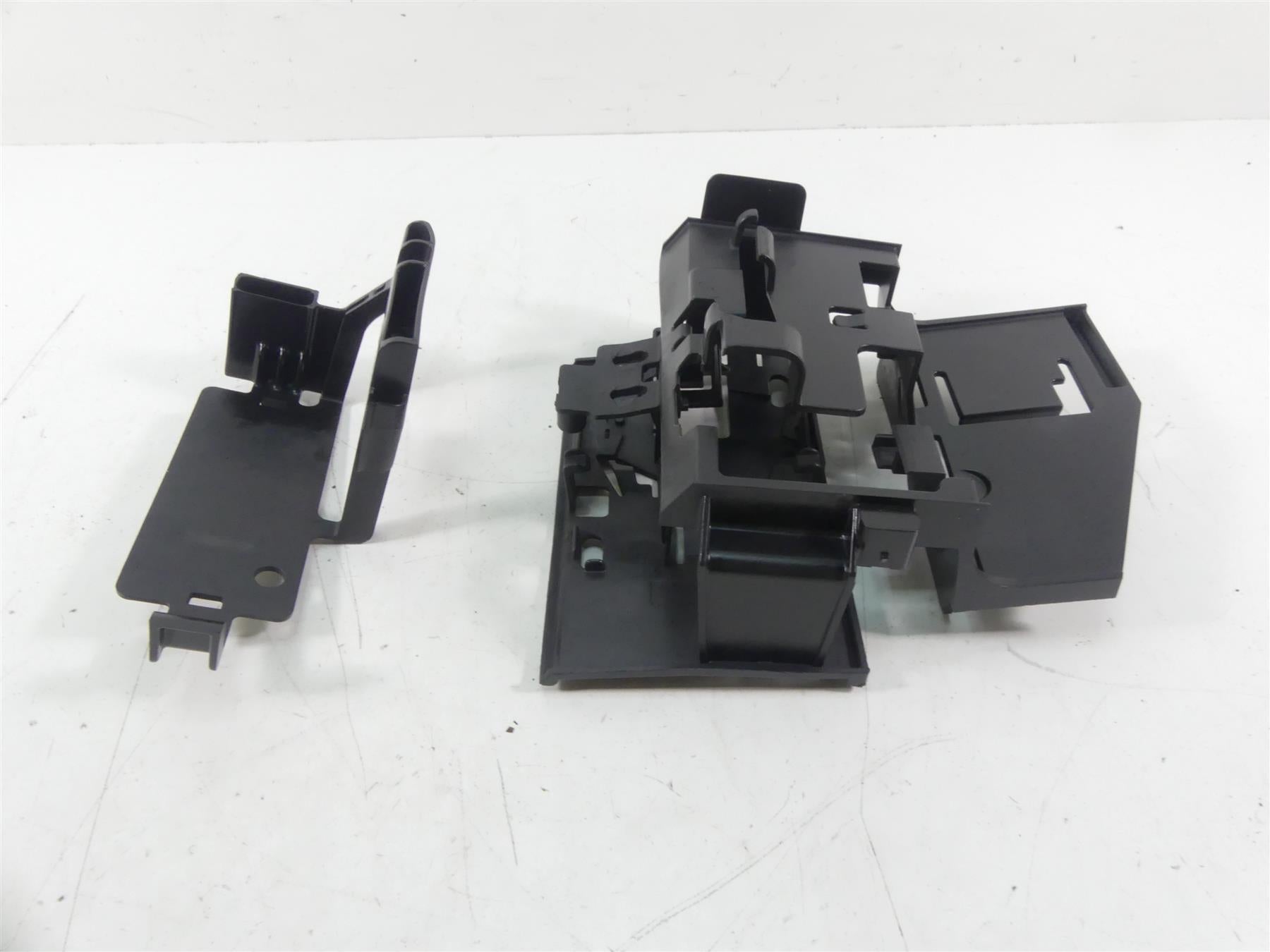 2017 Harley FXSE CVO Pro Street Breakout Electrical Caddy Holders 69200451 {{ shop.shopifyCountryName }} - Mototech271