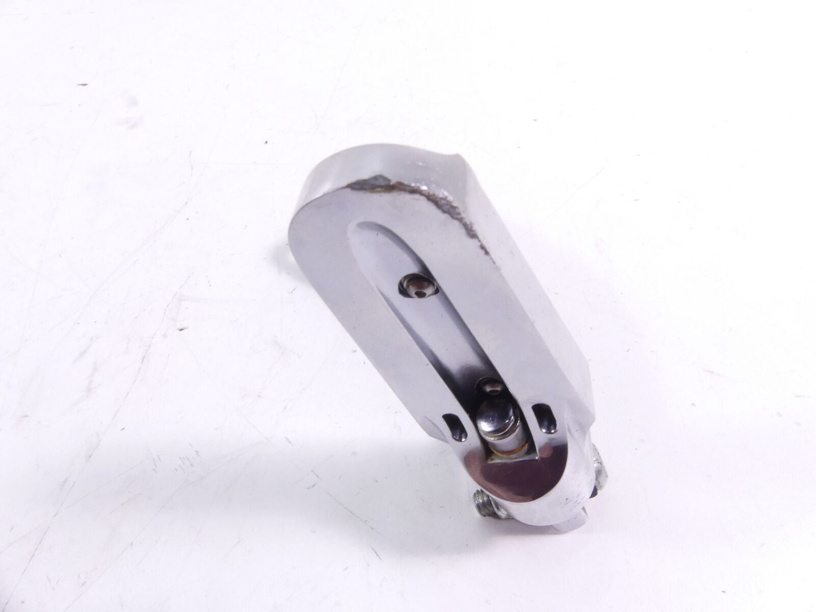 2009 Harley FXDF Dyna Fat Bob Rear Passenger Footpeg Set 49224-06A 49230-06 {{ shop.shopifyCountryName }} - Mototech271