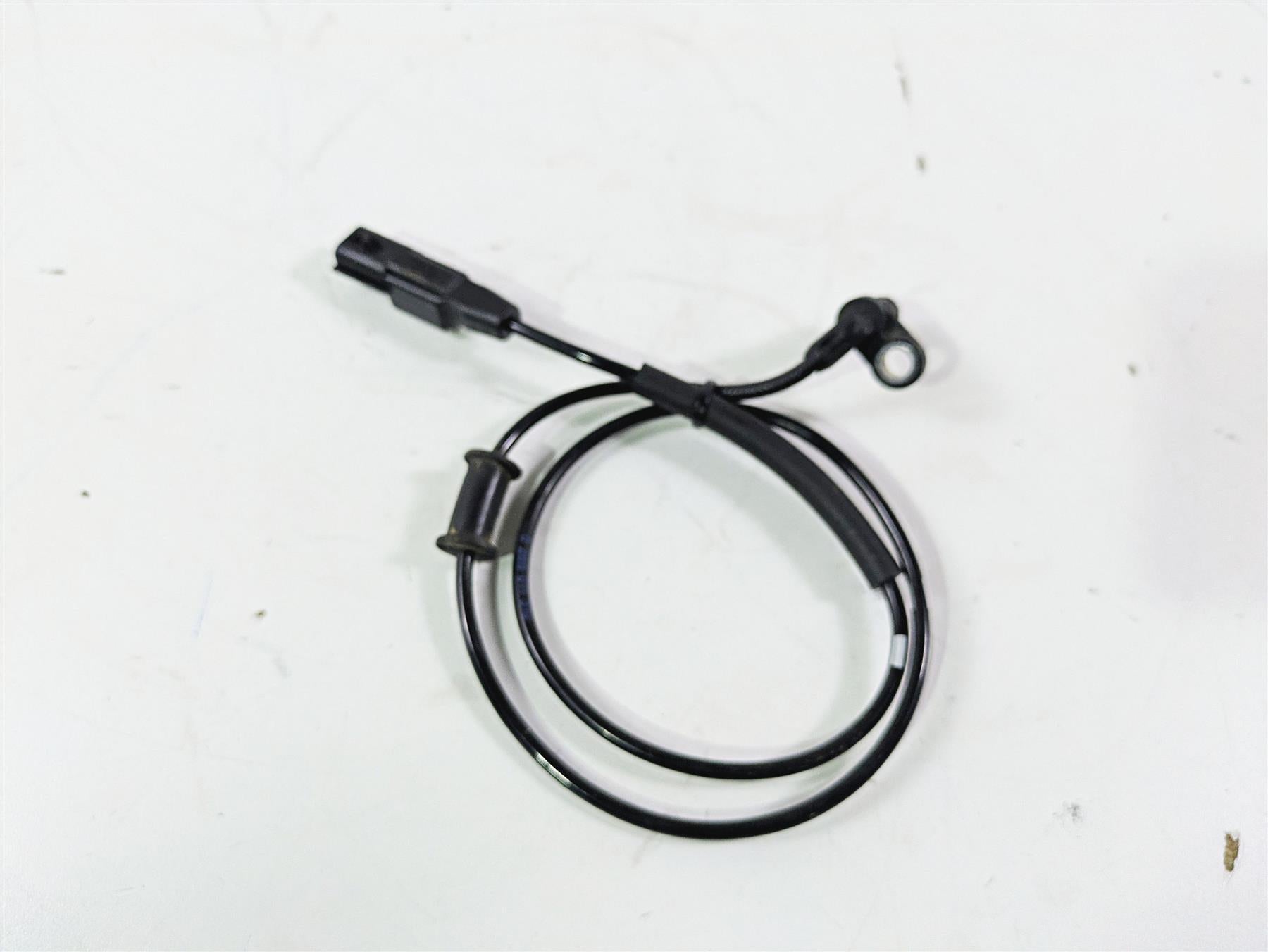 2020 Suzuki V-Strom 1050 XT Rear Abs Brake Wheel Speed Sensor 65710-06L00 {{ shop.shopifyCountryName }} - Mototech271