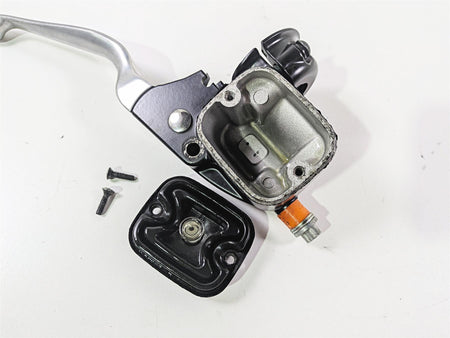 2014 Harley FXDF Dyna Fat Bob Front Brake Master Cylinder 11/16 45170-08F {{ shop.shopifyCountryName }} - Mototech271