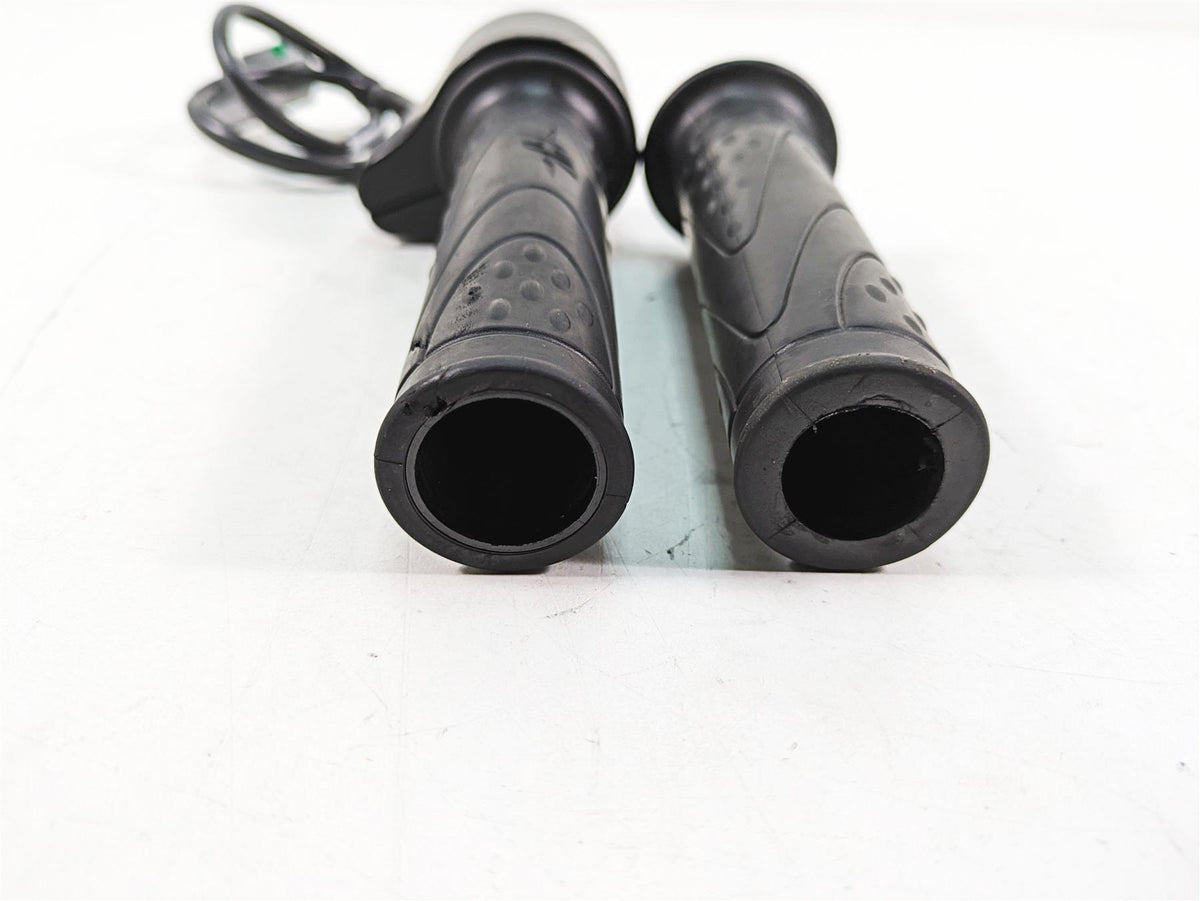 2017 Mv Agusta Dragster 800 Ride Fly By Wire Throttle Hand Grip 8A00B5444 {{ shop.shopifyCountryName }} - Mototech271