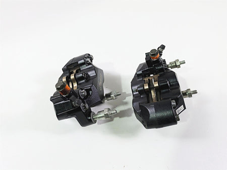 2016 Indian Chief Classic Front Brake Caliper Set 1912390 1912391 {{ shop.shopifyCountryName }} - Mototech271