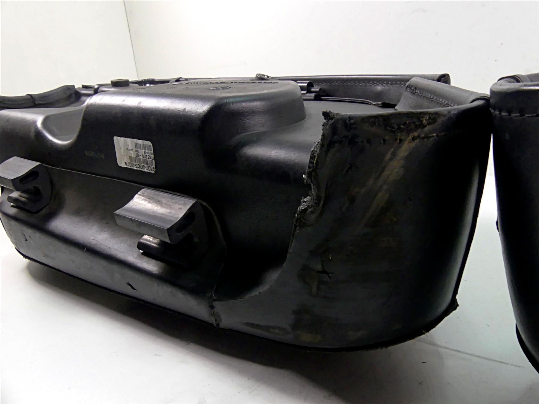 2007 Harley Touring FLHRSE CVO Road King Left Right Saddlebag Set 88220-07 {{ shop.shopifyCountryName }} - Mototech271