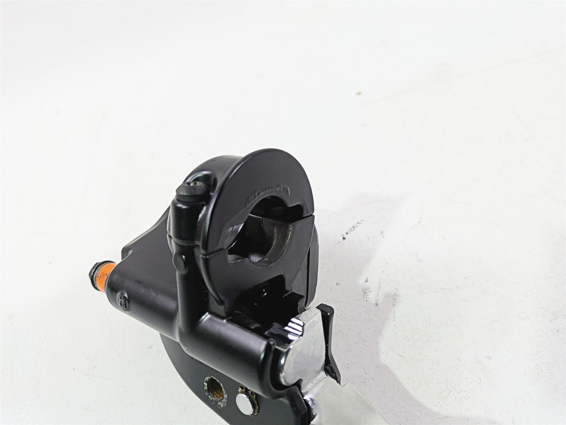 2015 Harley Touring FLHTKL Electra Glide Front Brake Master Cylinder 44551-08F {{ shop.shopifyCountryName }} - Mototech271