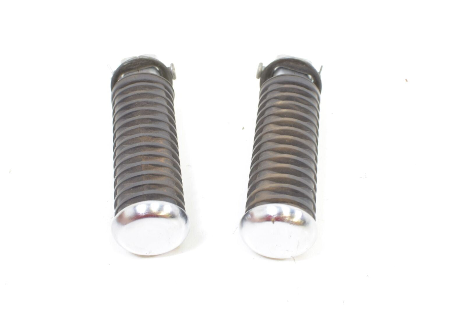 2005 Honda VTX1300 R Rear Passenger Foot Peg Set 50715-MFR-305 {{ shop.shopifyCountryName }} - Mototech271