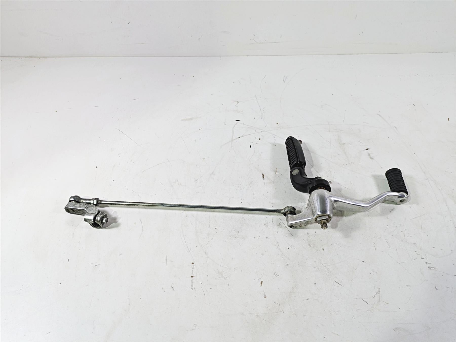 2013 Harley VRSCDX Night Rod Sp Left Front Footpeg & Shifter Parts 33757-01A {{ shop.shopifyCountryName }} - Mototech271
