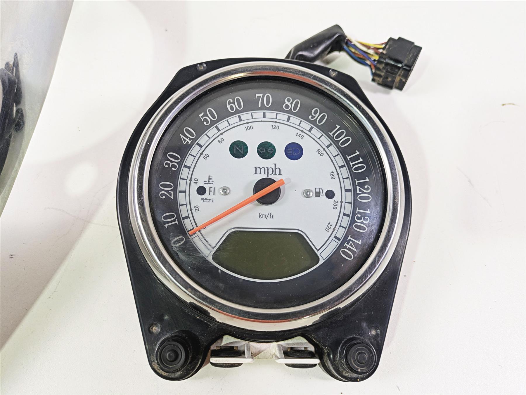 2008 Kawasaki VN1600 Vulcan Nomad Speedometer & Cover Set - 29k 28011-0003 {{ shop.shopifyCountryName }} - Mototech271