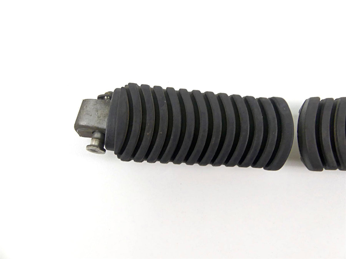 2013 BMW F800GS STD K72 Rear Passenger Footpeg Set 46717705653 46717705654 {{ shop.shopifyCountryName }} - Mototech271