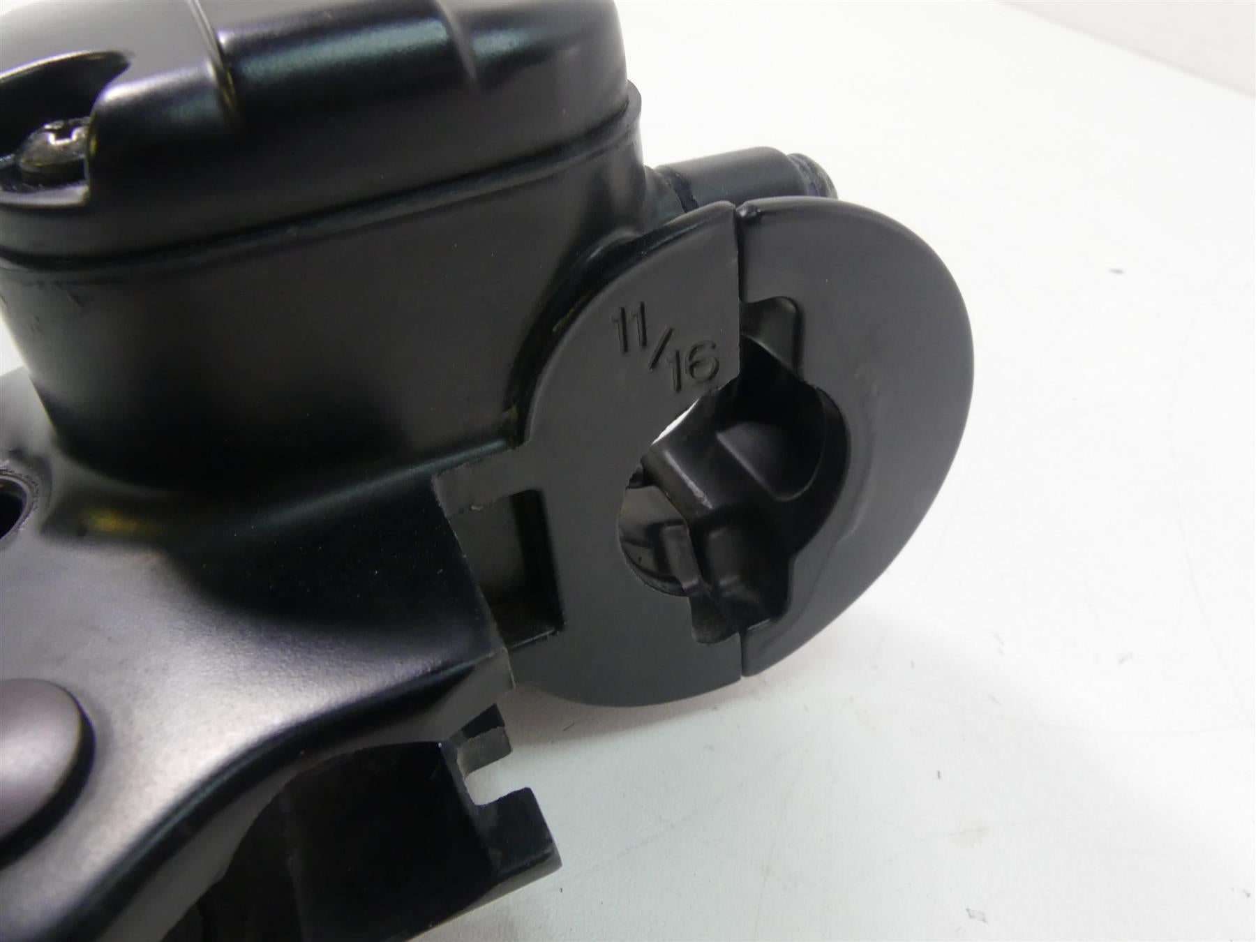 2014 Harley Touring FLHTK Electra Glide 11/16 Clutch Master Cylinder 36700056C {{ shop.shopifyCountryName }} - Mototech271