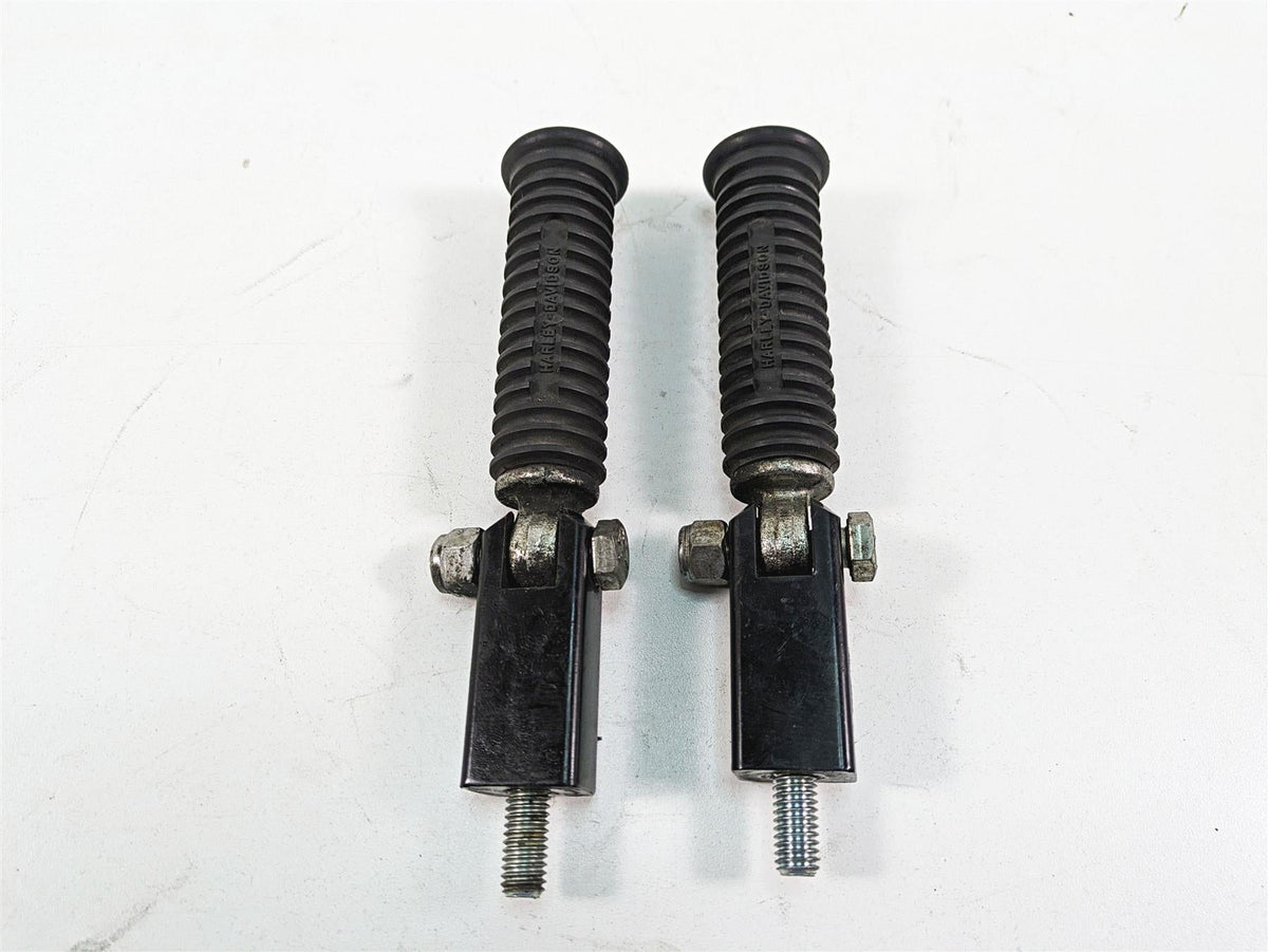 1986 Harley Sportster XLH 883 Rear Passenger Foot Peg Set 50615-83 {{ shop.shopifyCountryName }} - Mototech271