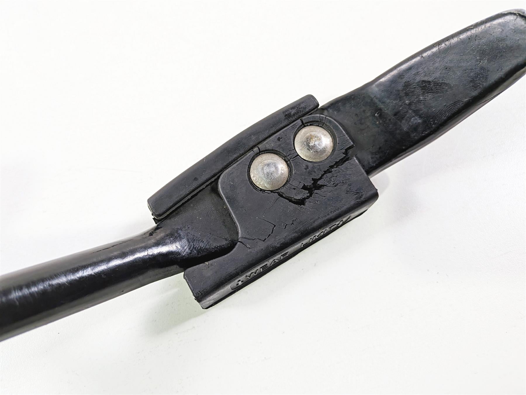 2013 Victory Vision Tour Side Kickstand Kick Stand 2204489 {{ shop.shopifyCountryName }} - Mototech271