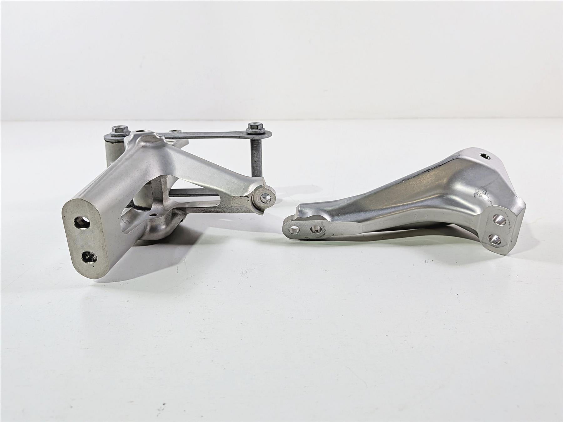 2022 Ducati Panigale V4 S V4S Rear Ohlins Shock Dogbone Link Set 8291G911BA-Mototech271
