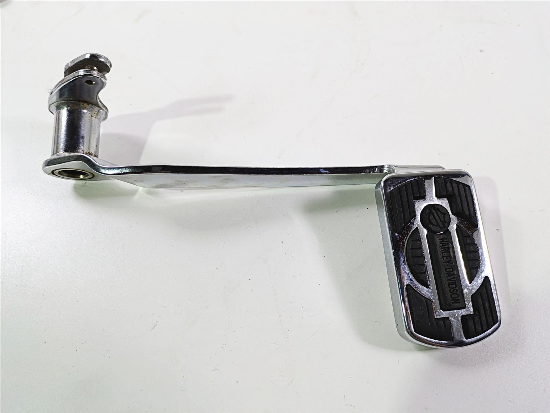 2010 Harley Touring FLHTK Electra Glide Floorboard Foot Control Set 52719-10 {{ shop.shopifyCountryName }} - Mototech271