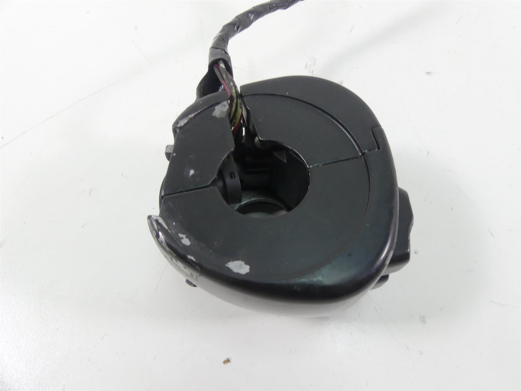 2015 Harley FLS Softail Slim Left Hand Light Control Switch 72949-12 {{ shop.shopifyCountryName }} - Mototech271