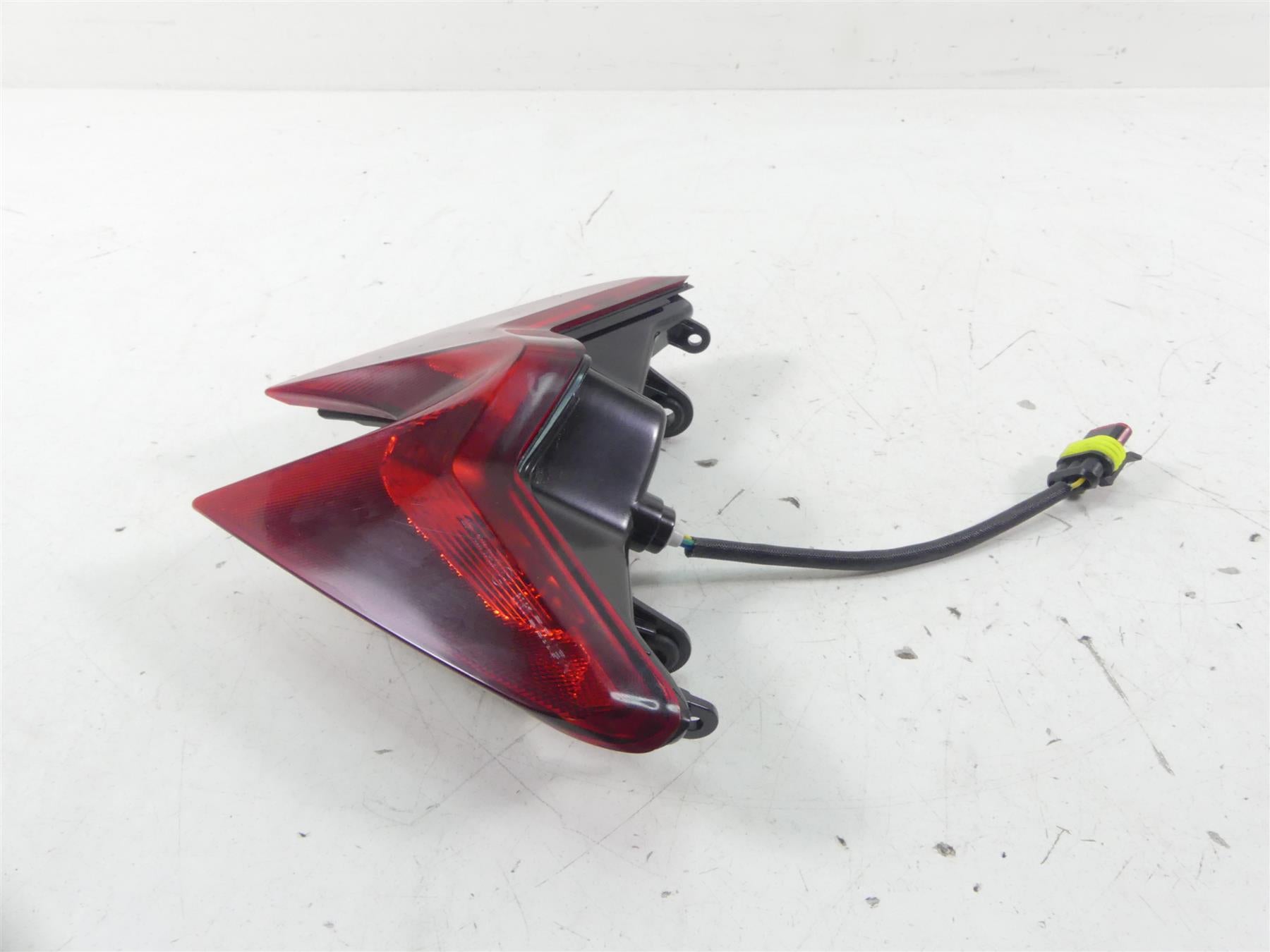 2021 Aprilia RS 660 Taillight Tail Stop Brake Light Lamp Lens 2D000546 {{ shop.shopifyCountryName }} - Mototech271