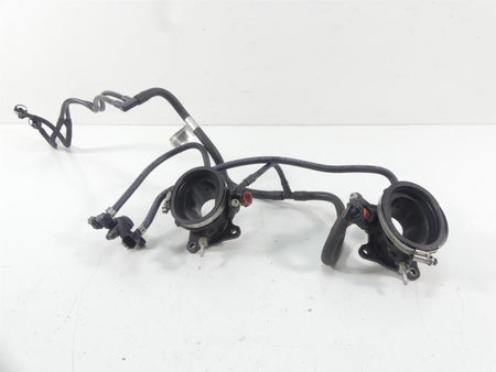2015 Ducati Diavel Dark Fuel Gas Petrol Injectors Hose Set 59024021A {{ shop.shopifyCountryName }} - Mototech271