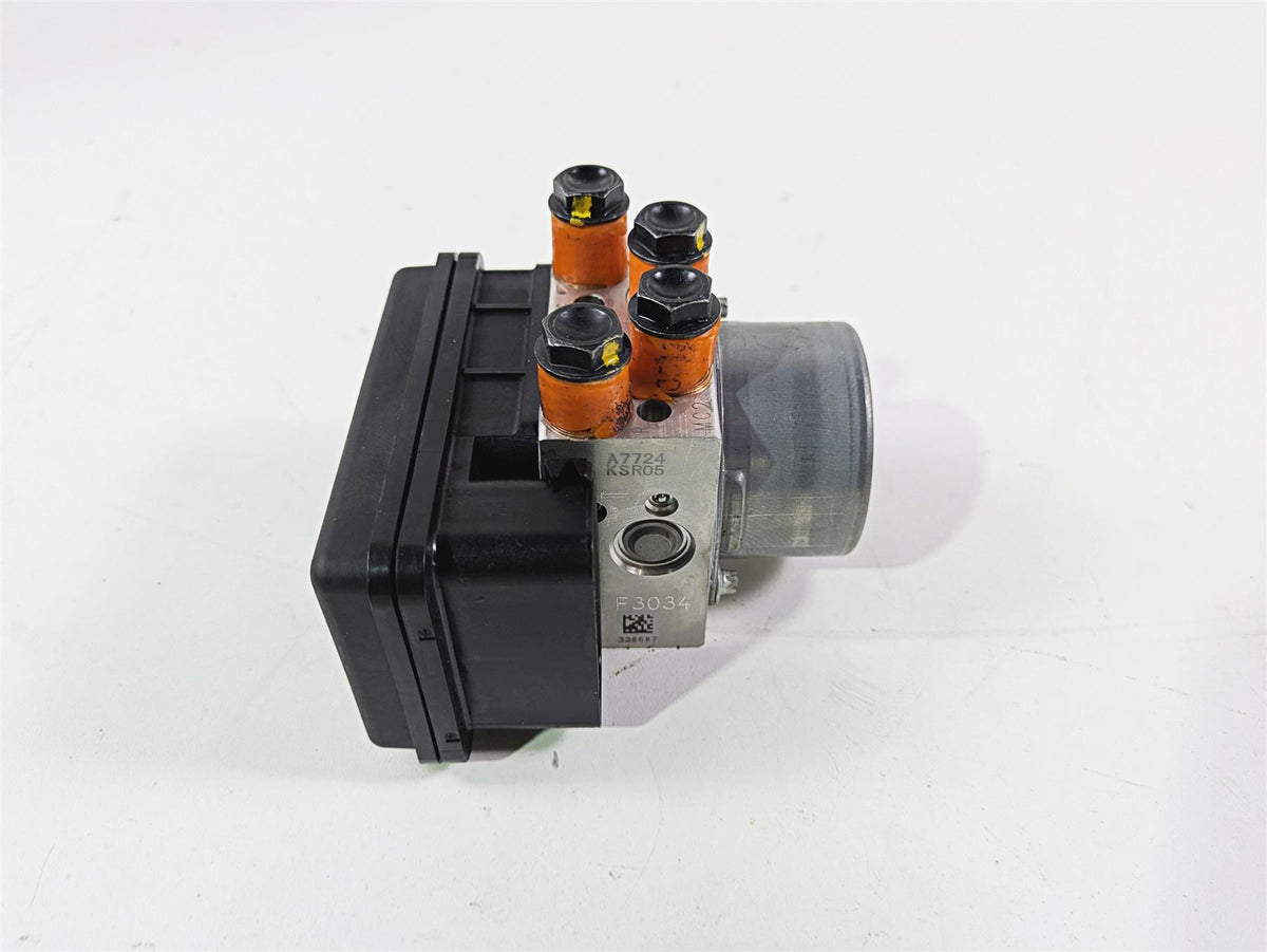 2022 Ducati Streetfighter V2 Abs Brake Pump Control Module 54240951B {{ shop.shopifyCountryName }} - Mototech271