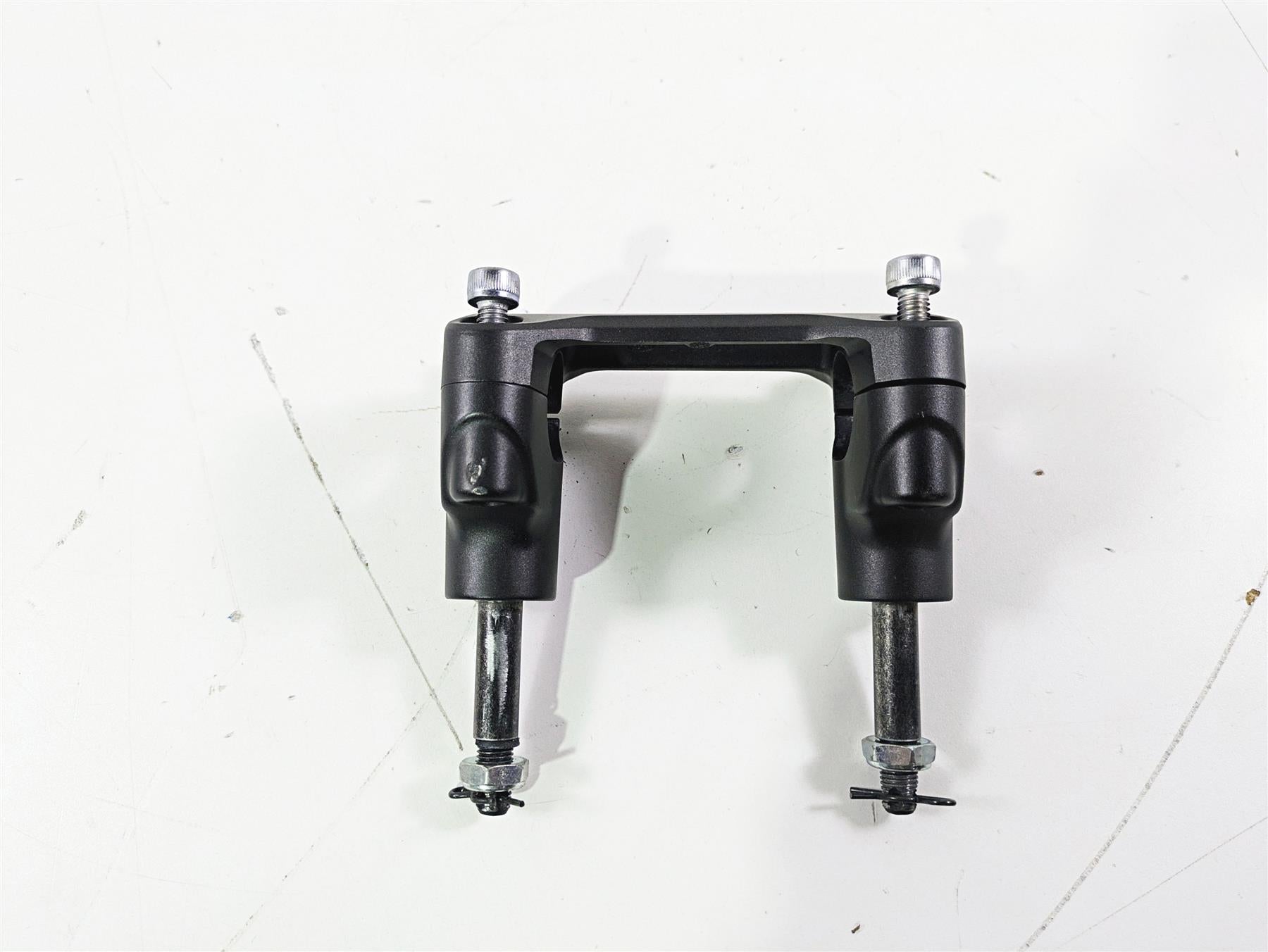 2022 Kawasaki ZR900RS Cafe Handlebar Riser Holder Mount Set 46012-0382-18R {{ shop.shopifyCountryName }} - Mototech271