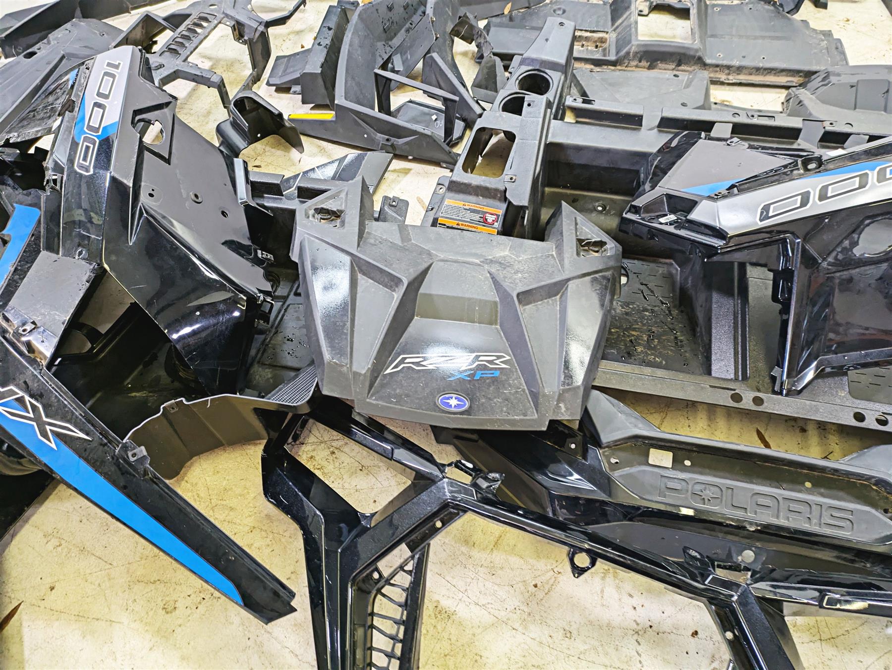 2022 Polaris RZR XP 4 1000 Premium Fairing Cover Panel Plastic Set 5450892 {{ shop.shopifyCountryName }} - Mototech271