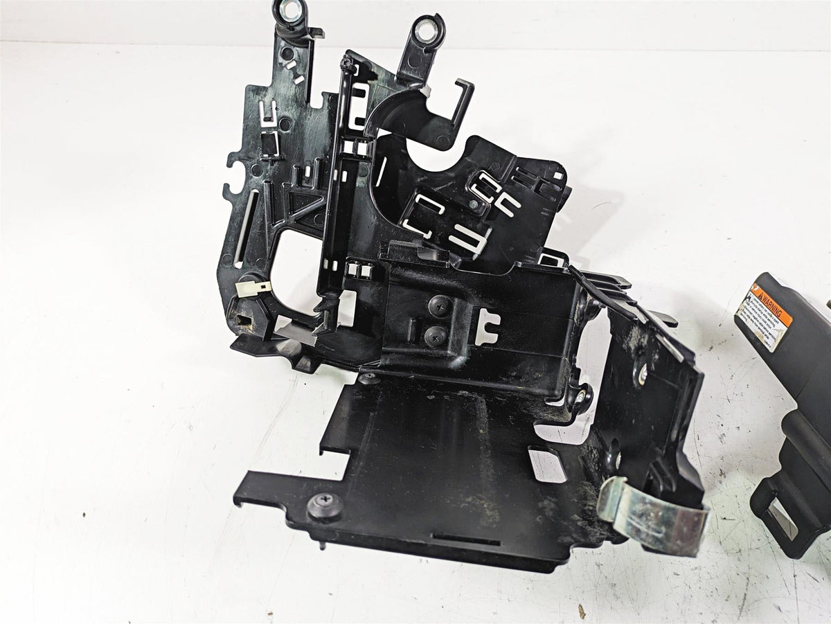 2021 Harley Softail FLSL Slim Electrical Carrier Plastic Set 69201523 69201632 {{ shop.shopifyCountryName }} - Mototech271