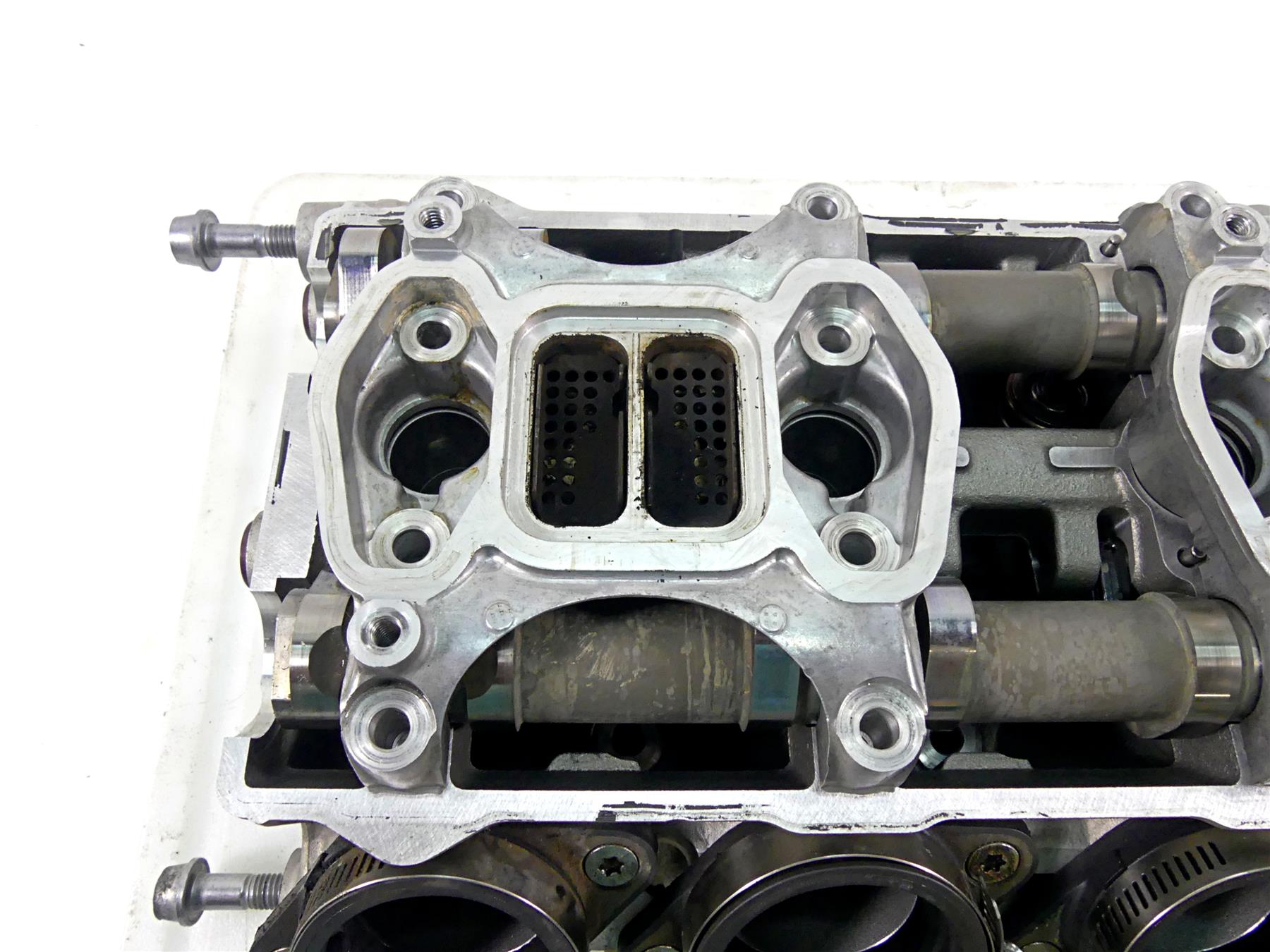 2013 BMW S1000RR K46 Cylinderhead Cylinder Head Camshafts Cam Shaft 11128530889 {{ shop.shopifyCountryName }} - Mototech271