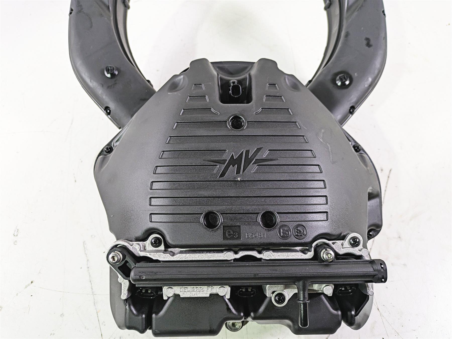 2022 MV Agusta F3 800 Rosso Air Box Cleaner Intake Tubes Injector 8000B5482 {{ shop.shopifyCountryName }} - Mototech271
