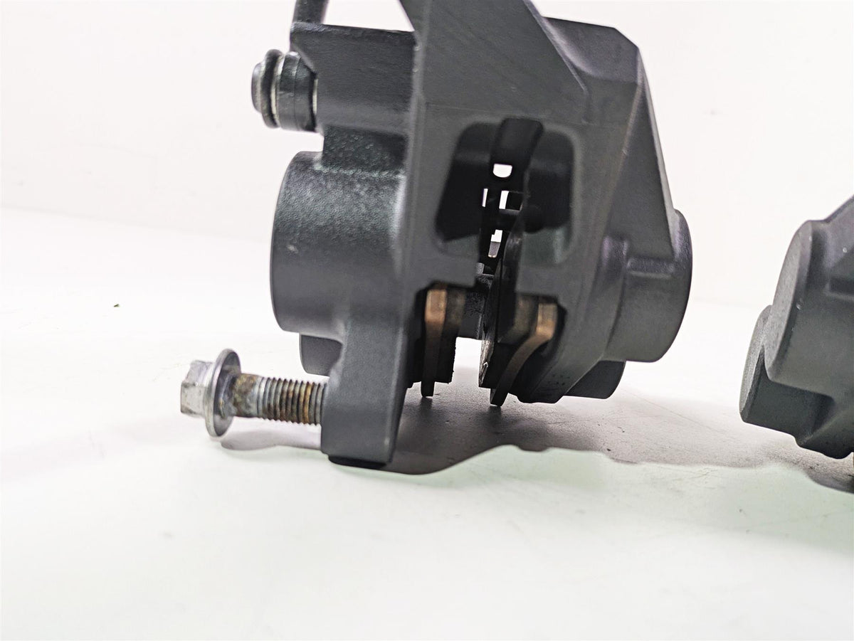 2009 Yamaha FZ1 FZS10 Fazer Front Brake Caliper + Lines Set 2D1-2580T-00 {{ shop.shopifyCountryName }} - Mototech271