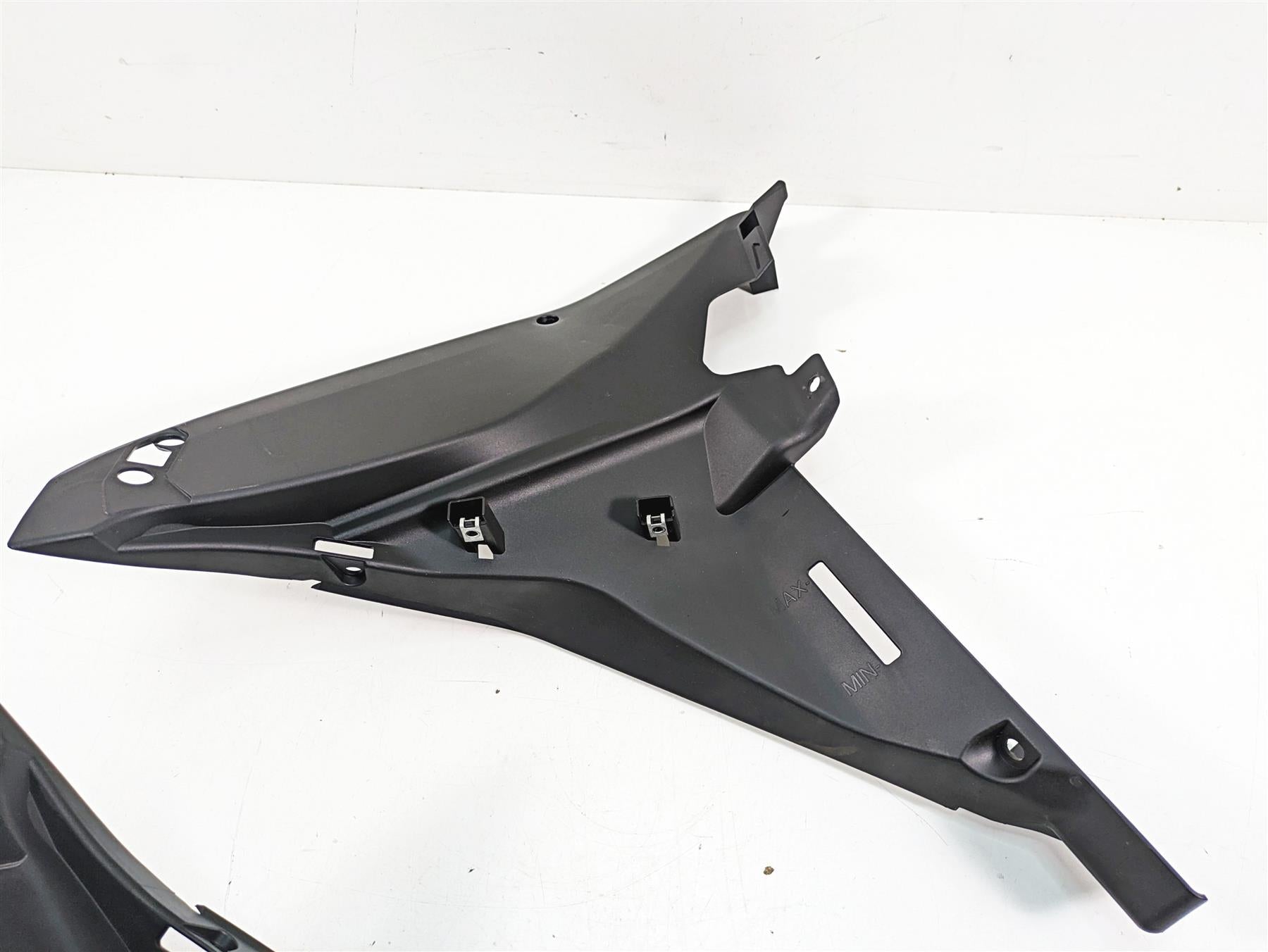 2020 KTM 1290 Super Adventure R Inner Side Cover Fairing Cowl Set 60708126000 {{ shop.shopifyCountryName }} - Mototech271
