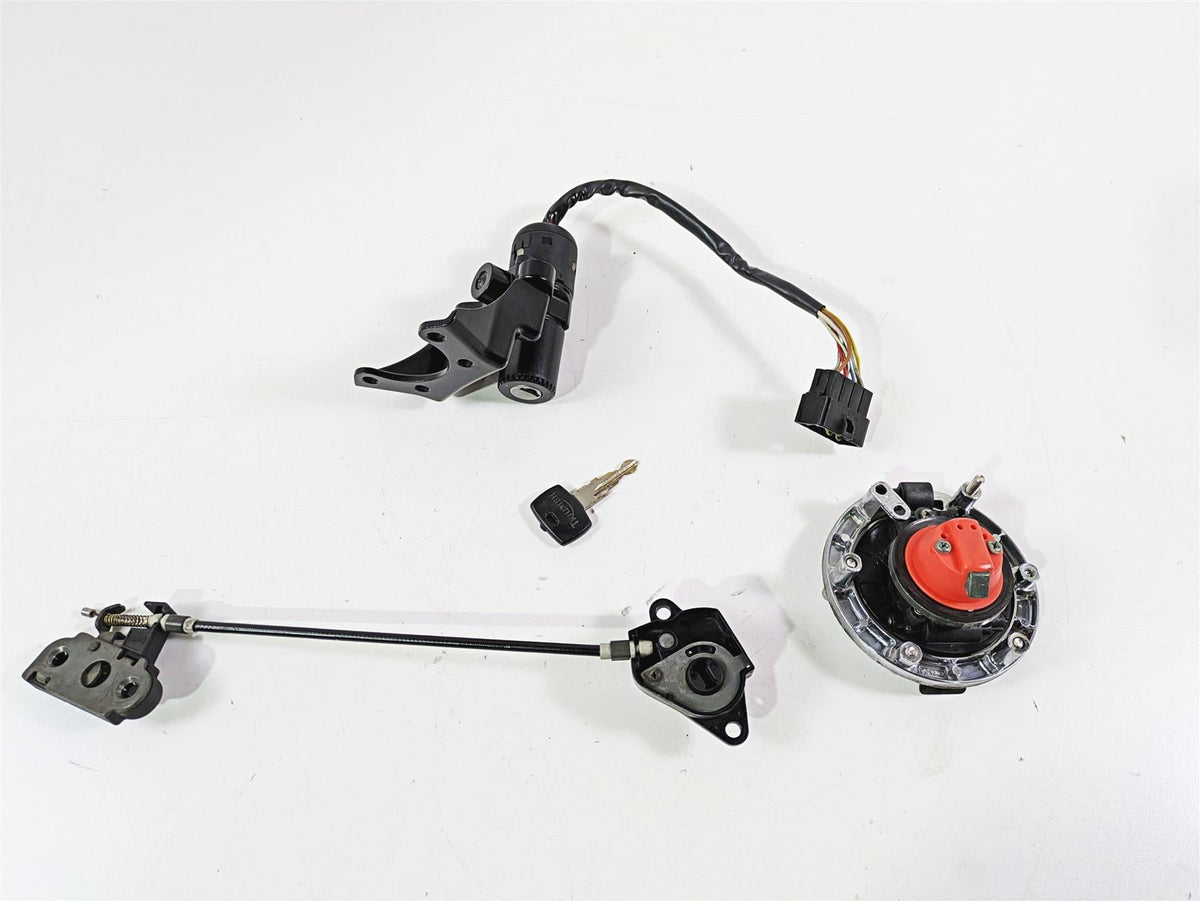 2006 Triumph Rocket 3 Ignition Switch Key Lock Tank Cap Set T2501074 T2502540 {{ shop.shopifyCountryName }} - Mototech271