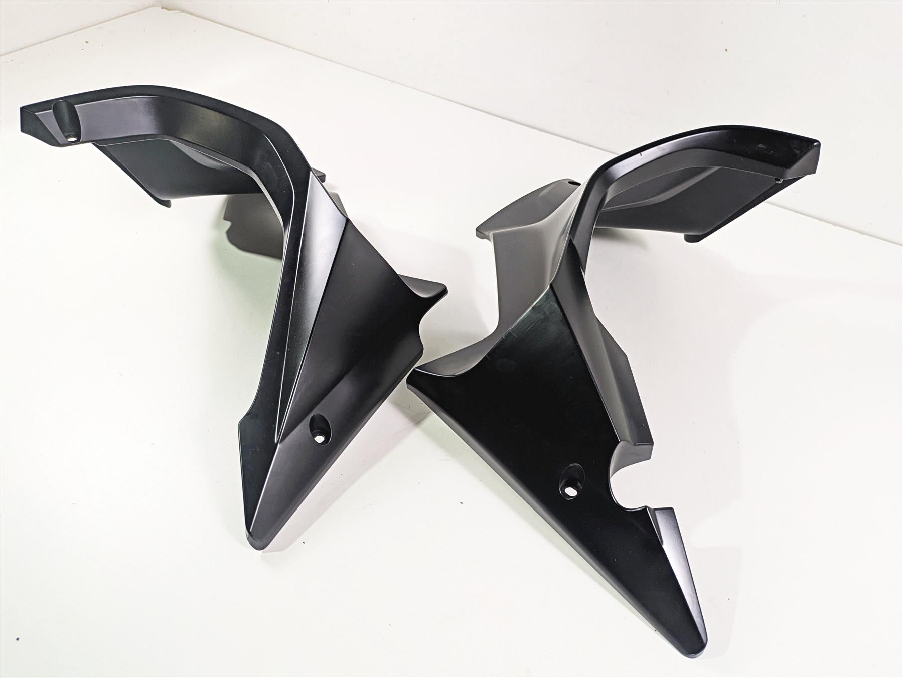 2016 BMW R1200RT K52 Left Right Engine Cover Set 46638533580 46638533579 {{ shop.shopifyCountryName }} - Mototech271