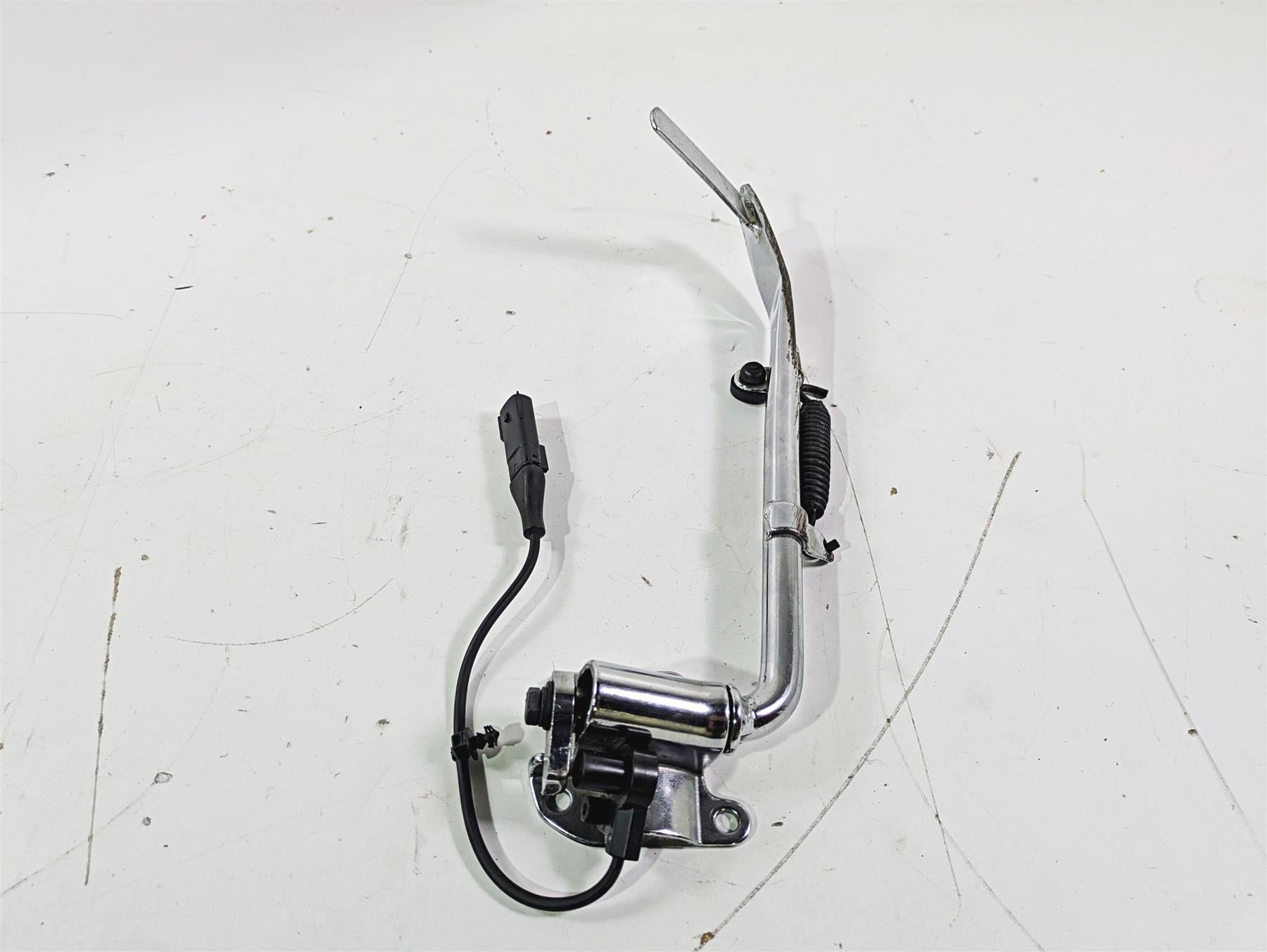 2008 Harley Touring FLHTP Electra Glide Side Kickstand + Safety Switch 50075-07A {{ shop.shopifyCountryName }} - Mototech271