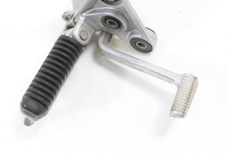 2005 Suzuki GSX1300 R Hayabusa Front Rider Driver Foot Peg Footpeg Set 43510-24F {{ shop.shopifyCountryName }} - Mototech271