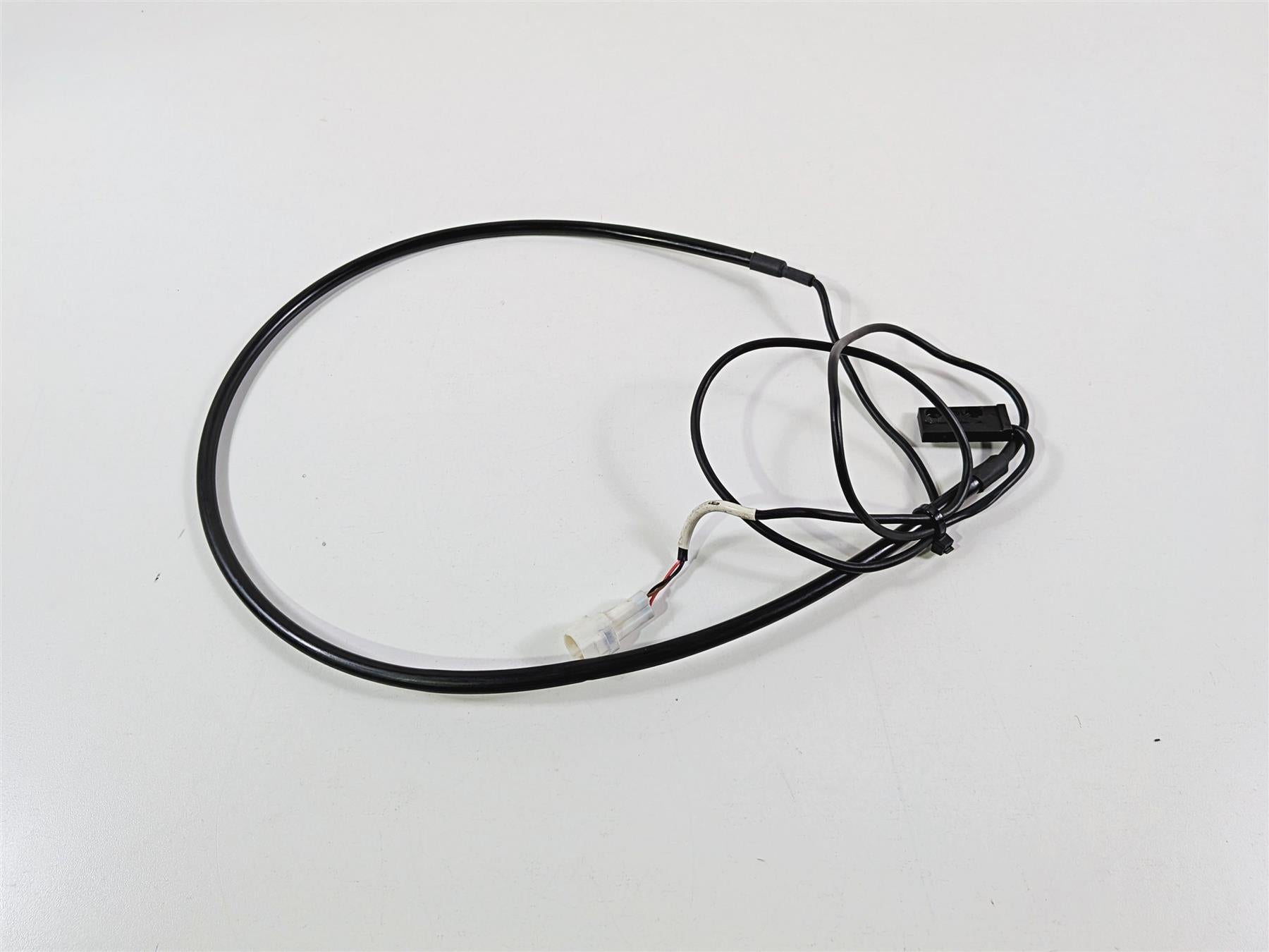 2005 KTM 950 LC8 Adventure Front Wheel Speed Sensor 60014069050 60014068200 {{ shop.shopifyCountryName }} - Mototech271