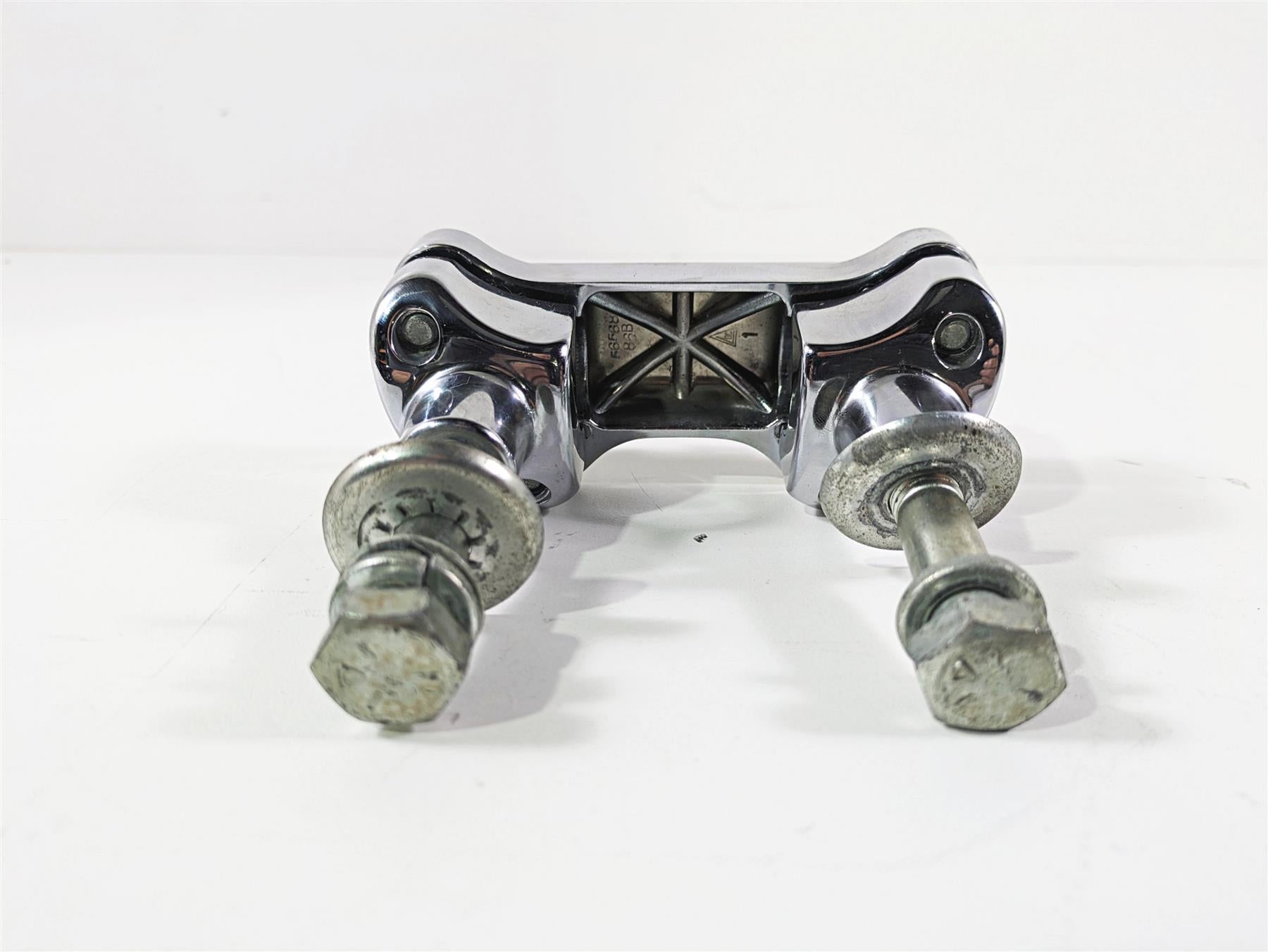 2003 Harley FLSTC Softail Heritage 100th Handlebar Holder Riser Set 56567-86B {{ shop.shopifyCountryName }} - Mototech271