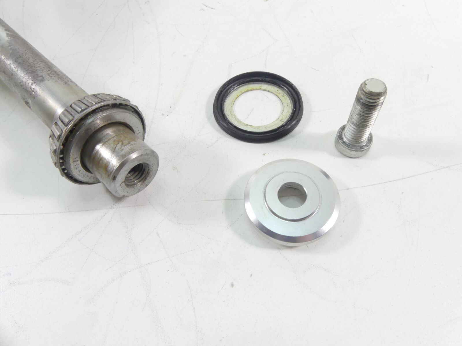 2015 Harley VRSCF Muscle V-Rod Lower Triple Tree Steering Yoke -Read 46892-09B {{ shop.shopifyCountryName }} - Mototech271