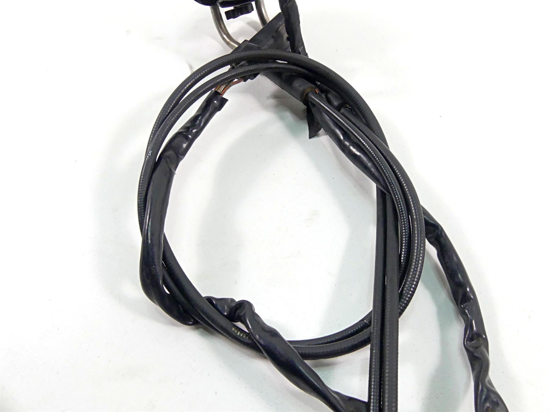 2014 Harley VRSCF Muscle V-Rod Right Hand Control Switch 71684-06A 71683-06A {{ shop.shopifyCountryName }} - Mototech271