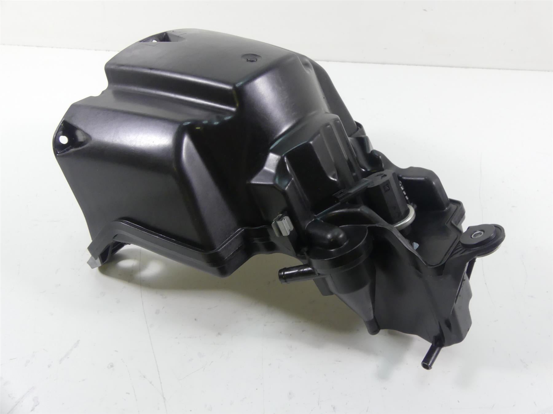 2015 BMW K1600GT K48 Air Box Filter Cleaner Breather Ram & Tubes Set 13717712316 {{ shop.shopifyCountryName }} - Mototech271