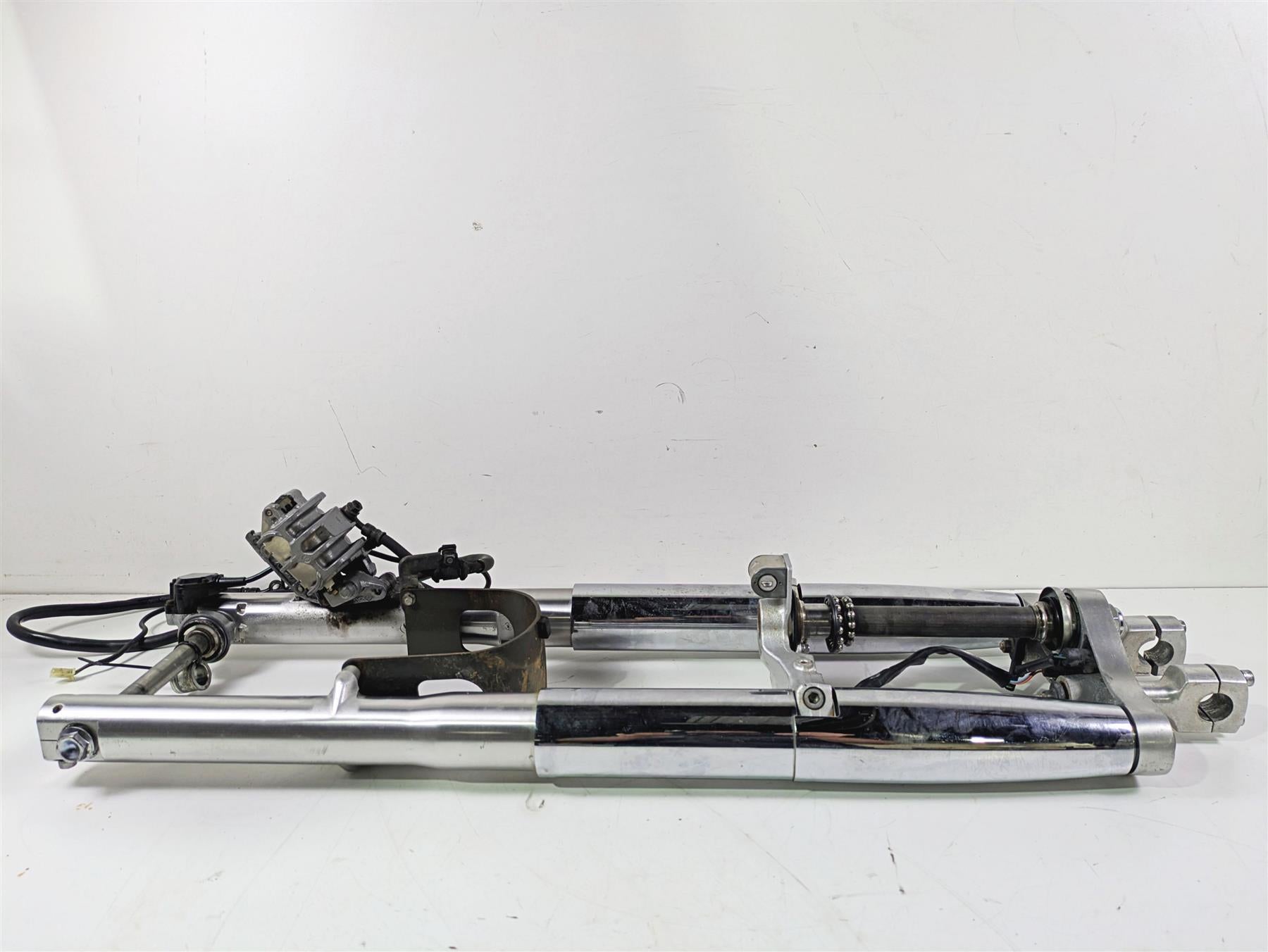 2001 Honda VT750 Shadow Ace Front Fork Triple Tree Caliper Set 51400-MBA-611 {{ shop.shopifyCountryName }} - Mototech271