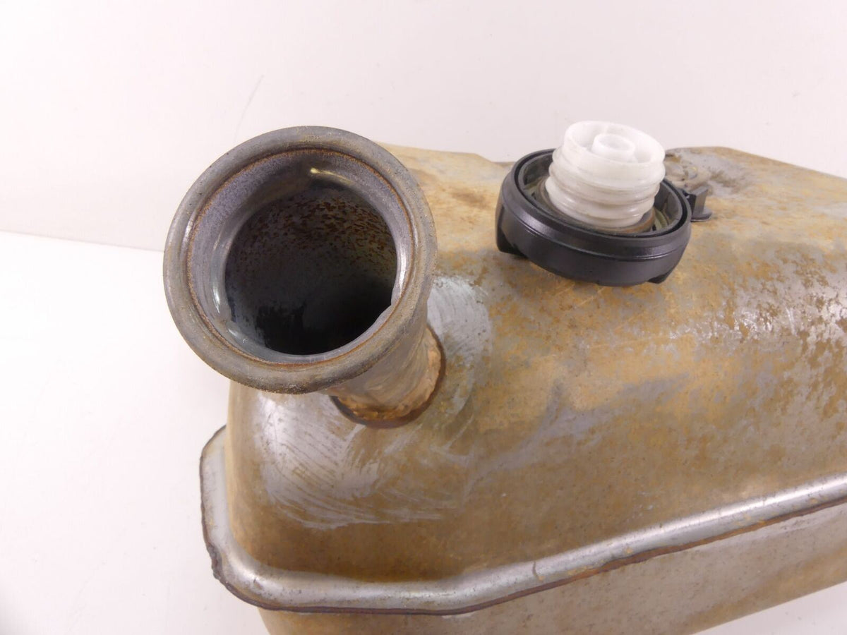 2014 Can-Am Maverick 1000R STD Fuel Gas Petrol Tank 709000467 709000753 {{ shop.shopifyCountryName }} - Mototech271