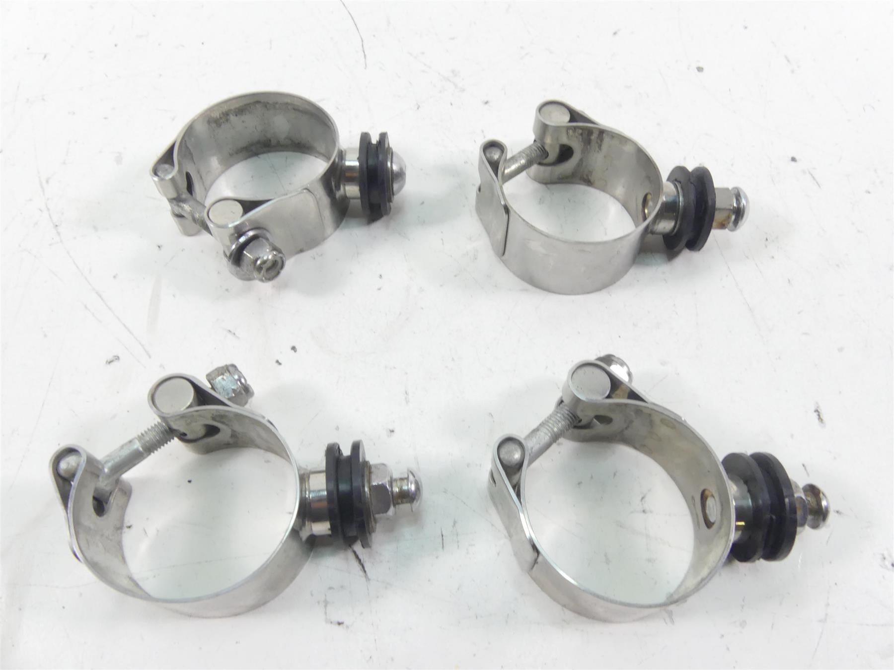 2004 Harley Softail FXSTD SE CVO Deuce 41mm Windshield Quickrelease Mount Clamp {{ shop.shopifyCountryName }} - Mototech271