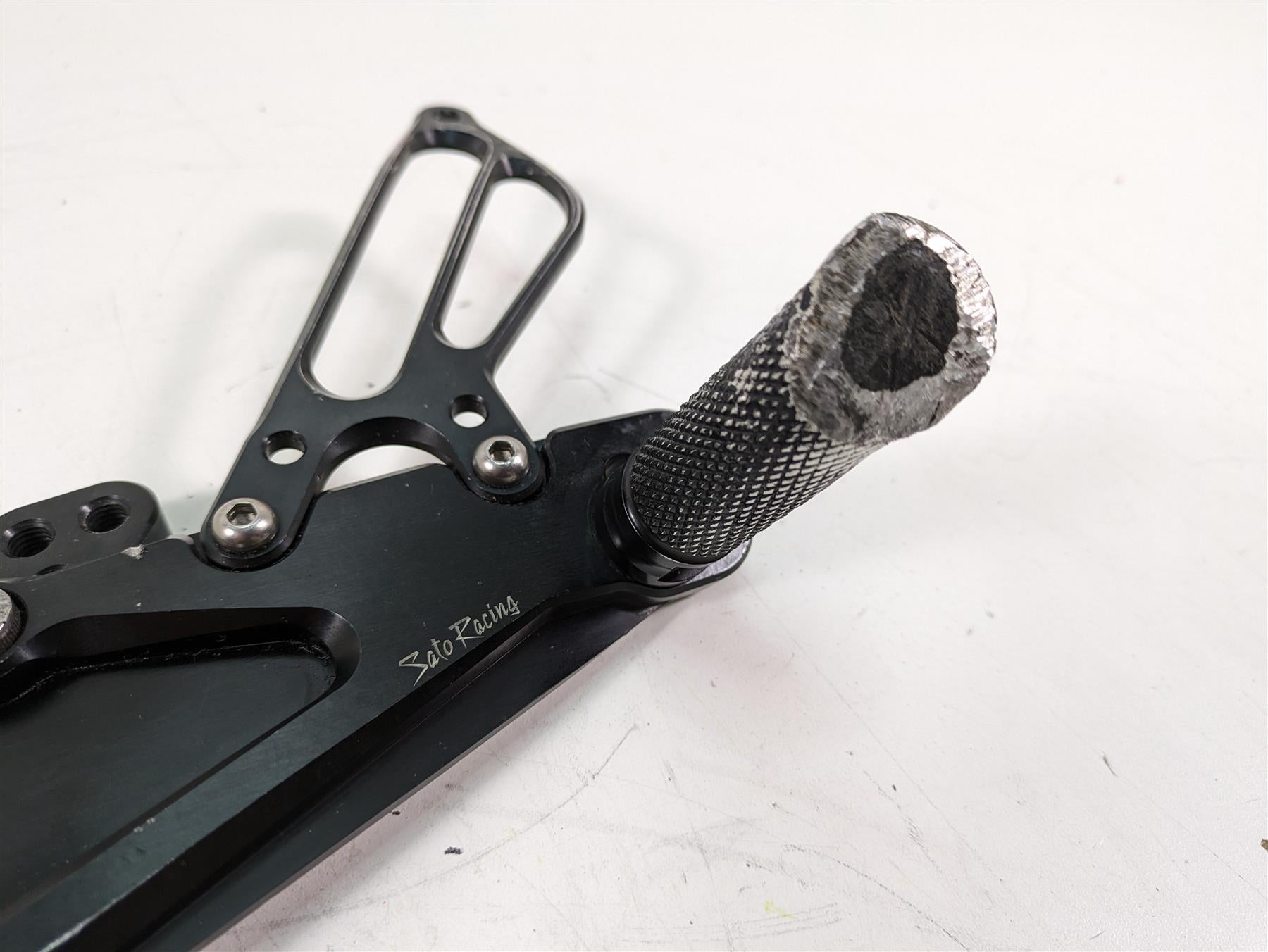 2007 Yamaha R1 YZFR1 Sato Racing Rear Set Footpeg Set -Read Y-R107RS-BK {{ shop.shopifyCountryName }} - Mototech271