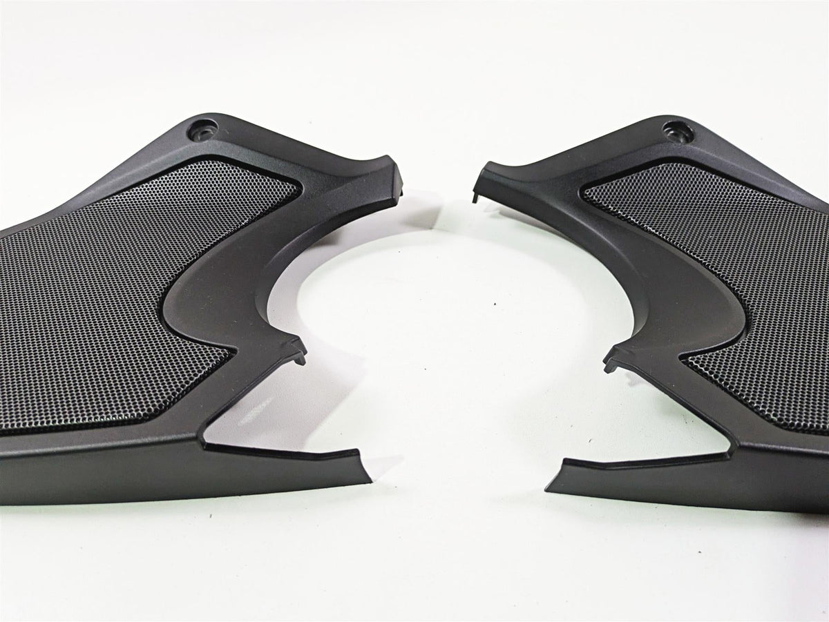 2019 BMW R1250RT K52 Speaker Cover Fairing Cover Set 46638529411 46638529412 {{ shop.shopifyCountryName }} - Mototech271