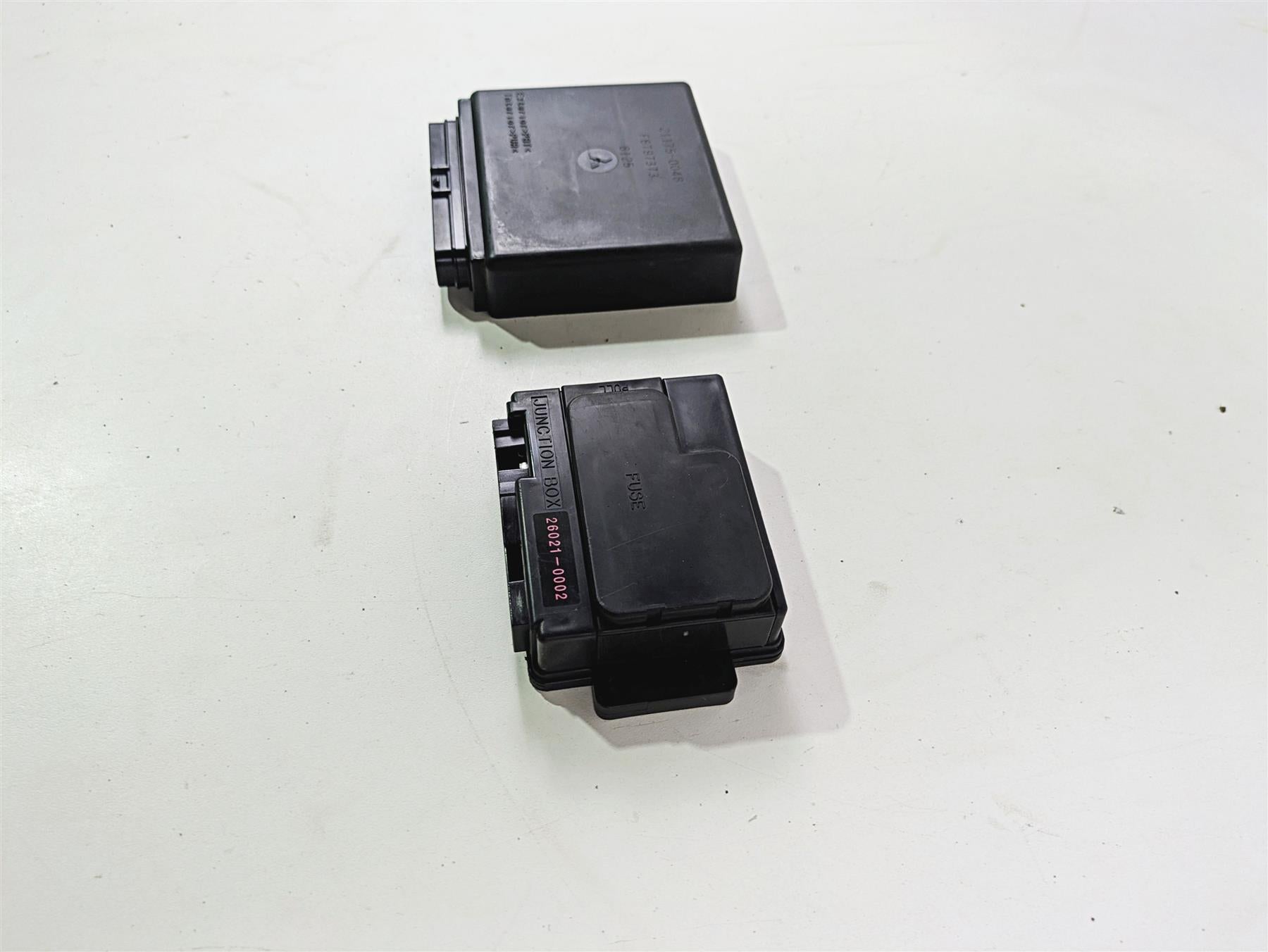 2008 Kawasaki VN1600 Vulcan Nomad Cdi Control Module & Junction Box 21175-0048 {{ shop.shopifyCountryName }} - Mototech271