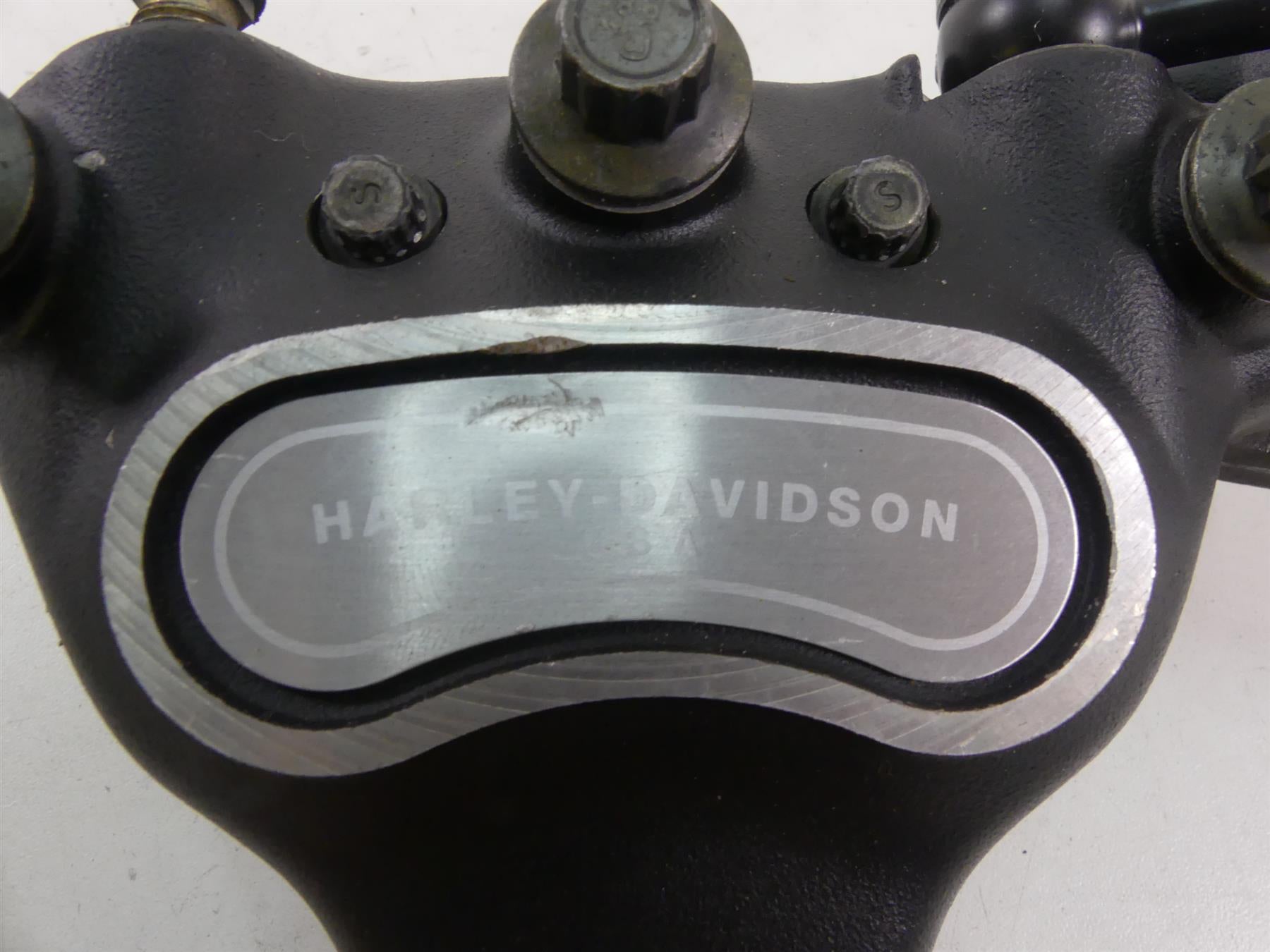 2005 Harley FXDWGI Dyna Wide Glide Rear Brake Caliper + Line 44017-00D {{ shop.shopifyCountryName }} - Mototech271