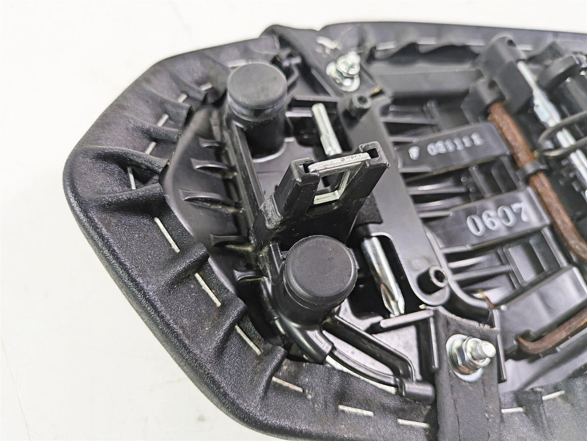 2020 Kawasaki ZX6R Ninja Rear Passenger Seat Saddle Pillion 53066-0607-12Y {{ shop.shopifyCountryName }} - Mototech271