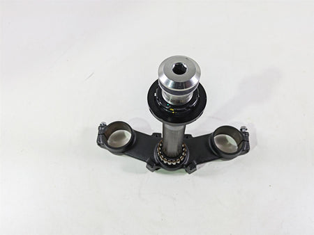 2021 Kawasaki Z900 ZR900 Lower Triple Tree Steering Clamp 44037-0167-18R {{ shop.shopifyCountryName }} - Mototech271
