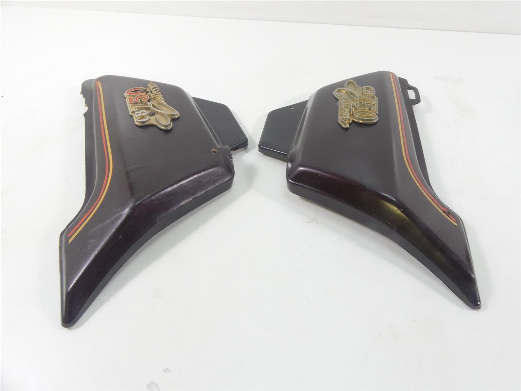 1980 Honda CB750C Custom Left Right Side Cover Emblem Set 83610-425-730ZA {{ shop.shopifyCountryName }} - Mototech271