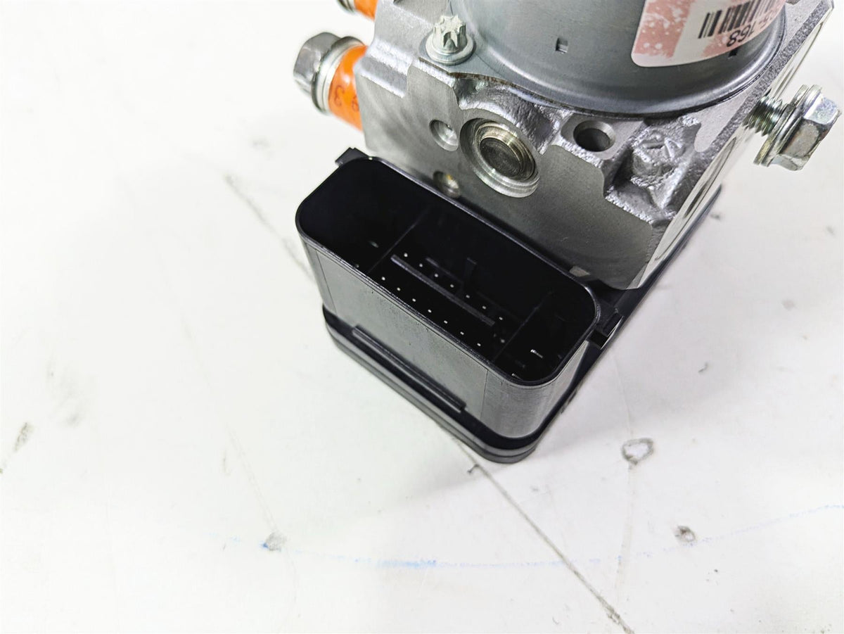 2022 Kawasaki ZR900RS Cafe Abs Brake Pump Unit Pressure Module 16082-0831 {{ shop.shopifyCountryName }} - Mototech271