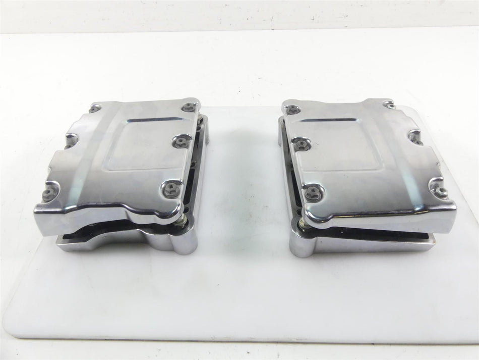 2005 Harley Touring CVO FLHTC SE Electra Glide Rocker Box Chrome Cover 17571-99 {{ shop.shopifyCountryName }} - Mototech271