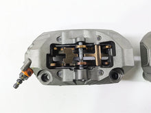 Load image into Gallery viewer, 2022 Ducati Streetfighter V2 Front Brake Caliper Set Brembo 100mm 61041302C
